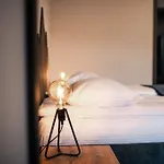 Hotel Blue Mountain