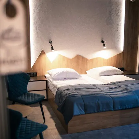 Blue Mountain * بوكوفِل