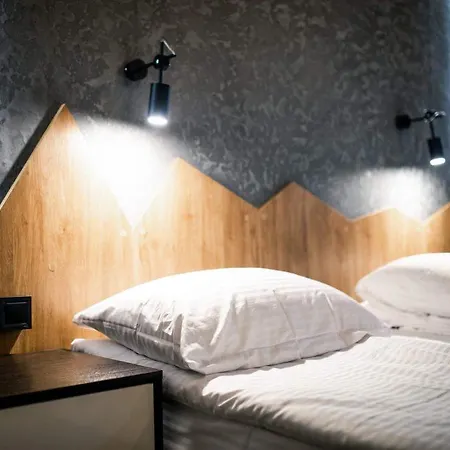 Hotel Blue Mountain