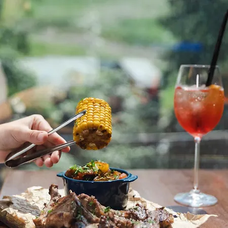 Blue Mountain Hotel *