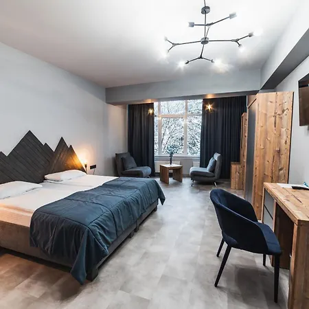 Hotel Blue Mountain *