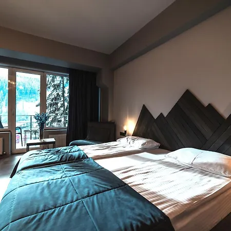 Blue Mountain Hotel *