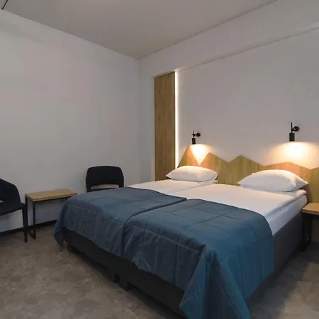 Blue Mountain Hotel