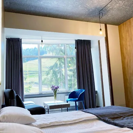 Hotel Blue Mountain