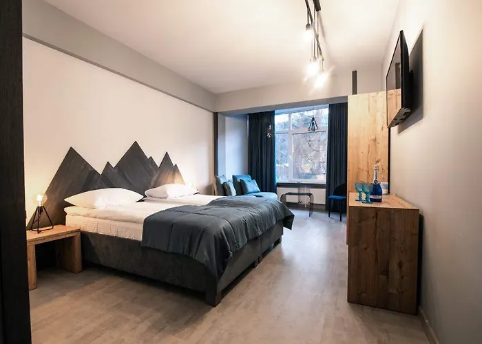 Blue Mountain Hotel