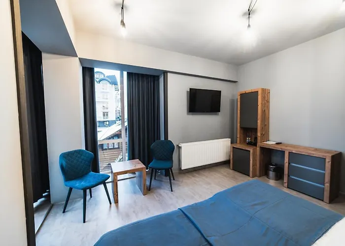Blue Mountain Hotel Boekovel