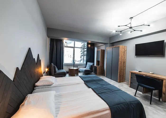 Blue Mountain Hotel *