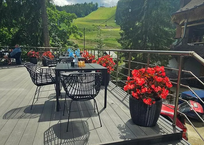 Blue Mountain Hotel *